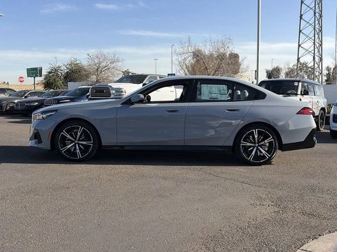 Used 2026 BMW 530i w/ M Sport Package image 8