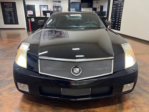 Used 2008 Cadillac XLR RWD image 14