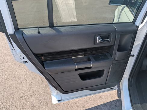 Used 2016 Ford Flex SEL w/ Equipment Group 202A FWD image 28