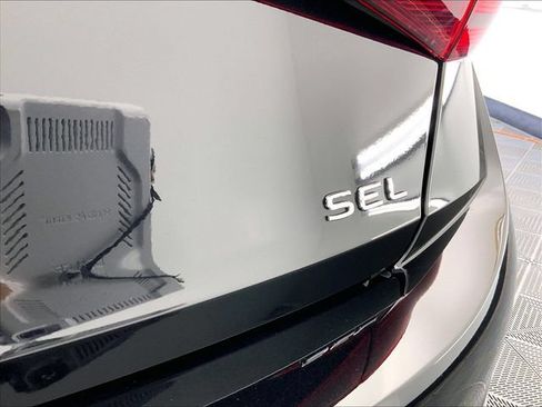 New 2026 Volkswagen Jetta SEL FWD image 10