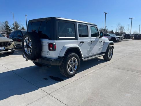 Used 2021 Jeep Wrangler Unlimited Sahara w/ Cold Weather Group image 10