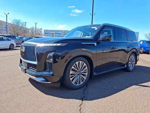 New 2026 INFINITI QX80 Luxe w/ Cargo Package image 2