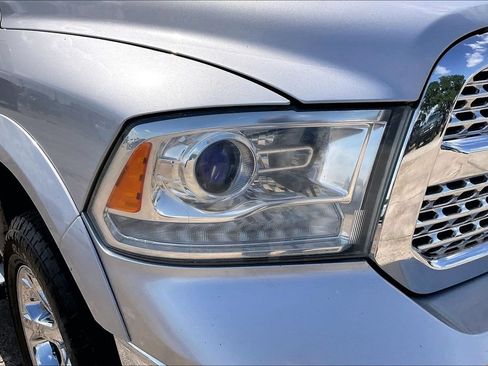 Used 2014 RAM 1500 Laramie w/ Convenience Group AWD/4WD image 33