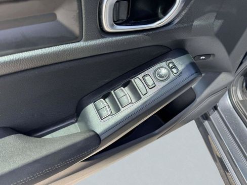 Used 2023 Honda Civic Sport image 20