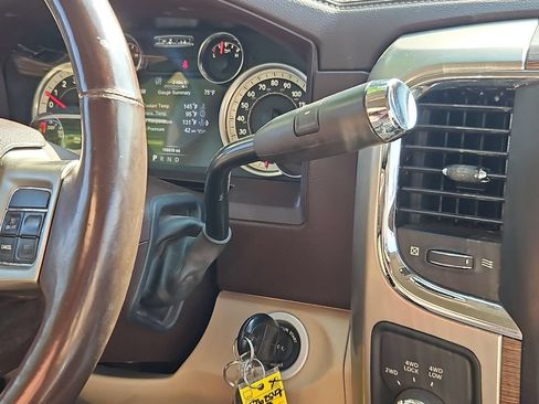 Used 2017 RAM 3500 Laramie AWD/4WD image 27