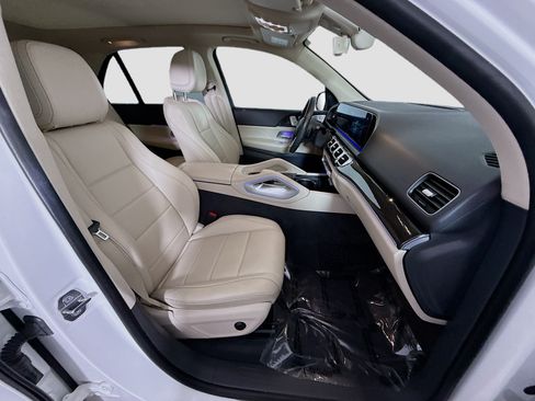 Used 2020 Mercedes-Benz GLE 350 w/ 3rd Row Seat Package image 29