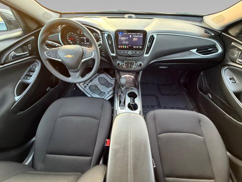 Used 2024 Chevrolet Malibu LT image 10