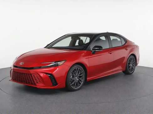 Used 2026 Toyota Camry XSE w/ Premium Plus Package FWD image 8