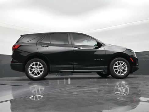 Used 2024 Chevrolet Equinox LS FWD image 24