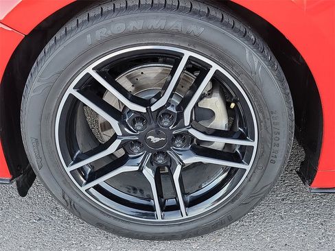 Used 2020 Ford Mustang Premium image 14