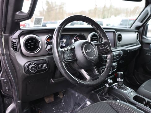 Used 2021 Jeep Wrangler Sport image 18