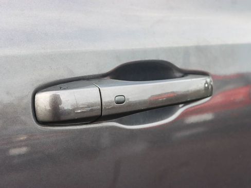 Used 2014 Chrysler 300 S image 12