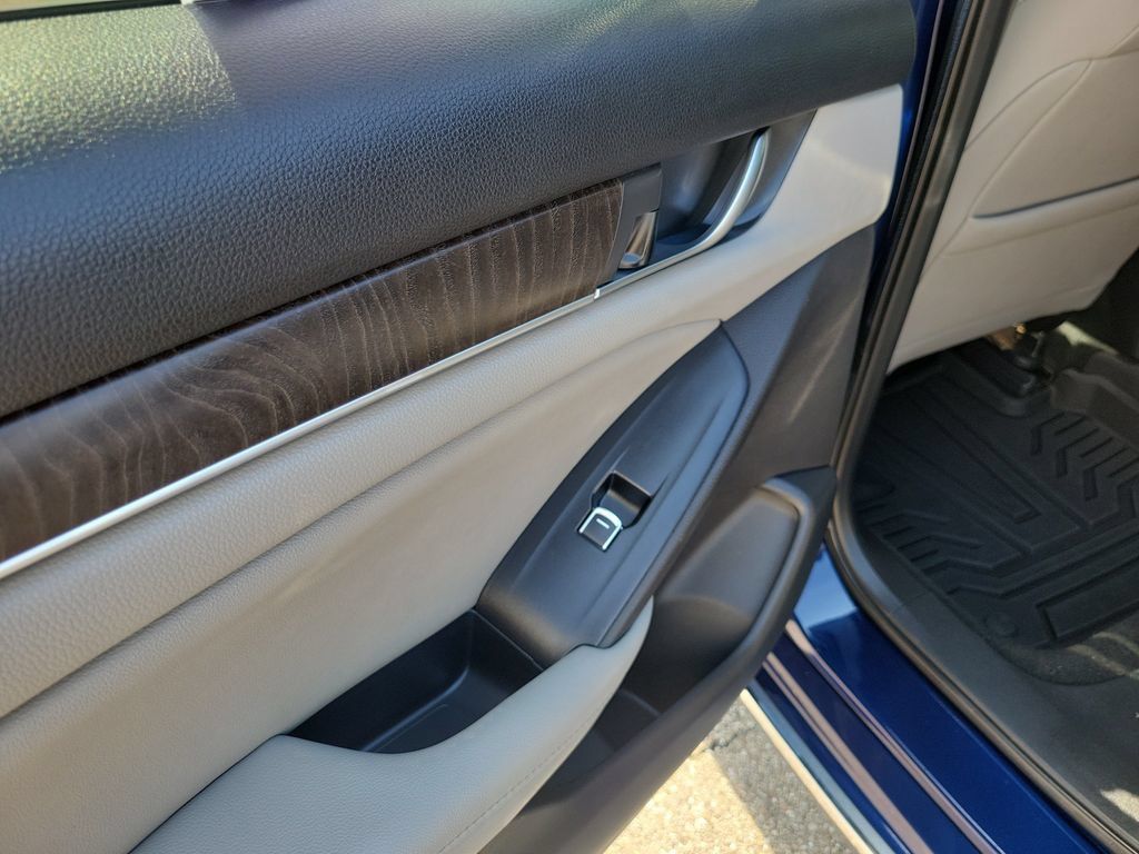 Used 2020 Honda Accord EX-L image 16