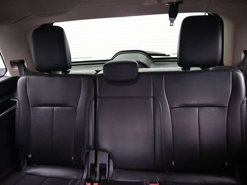 Used 2023 Ford Expedition XLT RWD image 16