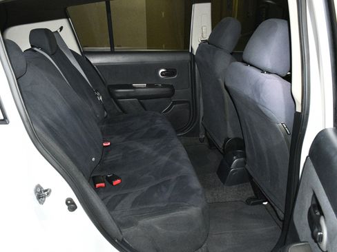 Used 2009 Nissan Versa 1.8 S w/ PWR Pkg image 50