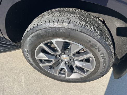 Used 2022 Chevrolet Tahoe LT w/ LT Signature Plus Package image 8