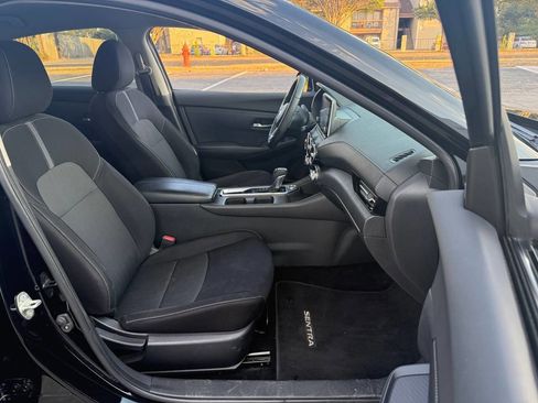 Used 2020 Nissan Sentra SV image 13