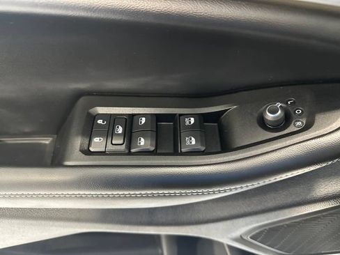 Used 2024 Jeep Grand Cherokee Limited AWD/4WD image 24