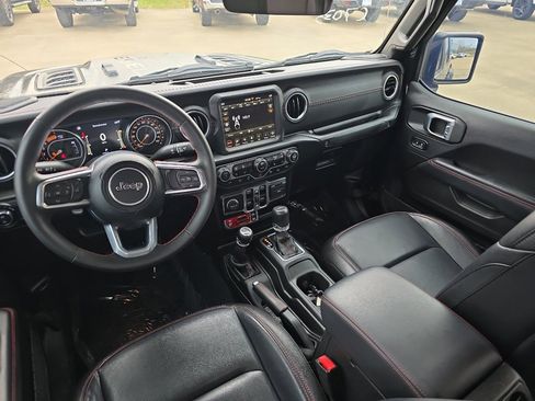 Used 2023 Jeep Gladiator Rubicon image 9