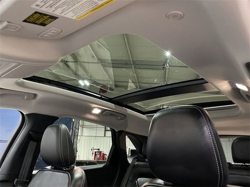 Used 2025 Ford Escape SE w/ PHEV Premium Package image 20