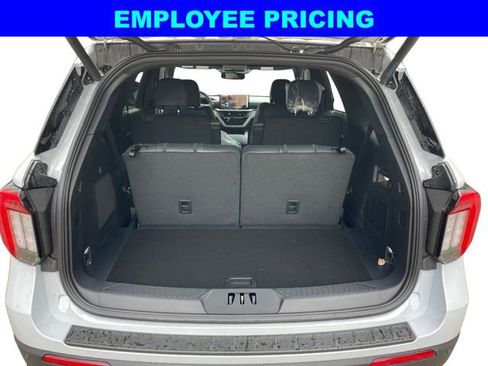 New 2026 Ford Explorer Tremor AWD/4WD image 5