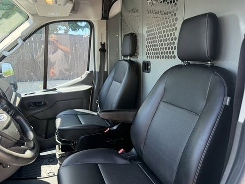 Used 2020 Ford Transit 250 Medium Roof RWD image 5
