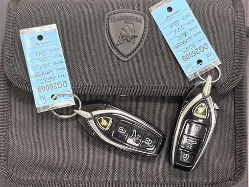 Used 2024 Lamborghini Urus Performante image 53