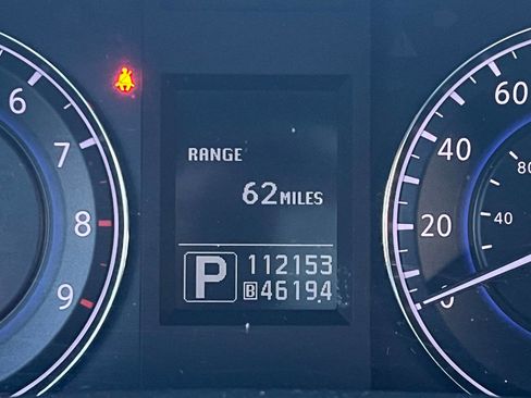 Used 2013 INFINITI G37 Journey w/ Premium Pkg image 20