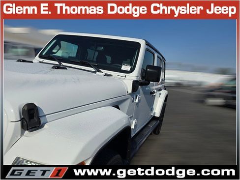 Used 2023 Jeep Wrangler Sahara image 4