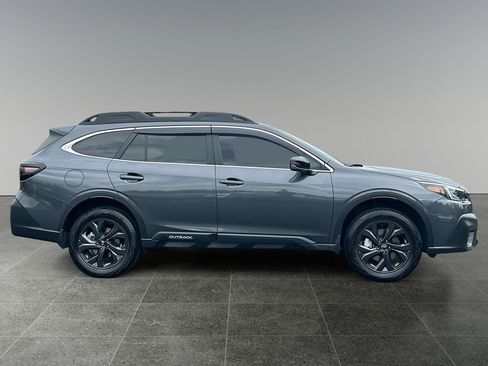 Used 2020 Subaru Outback Onyx Edition XT w/ Popular Package #2 AWD/4WD image 11