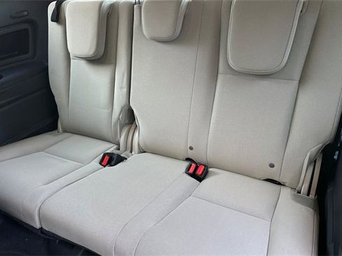 New 2025 Subaru Ascent Premium w/ Premium Package image 12