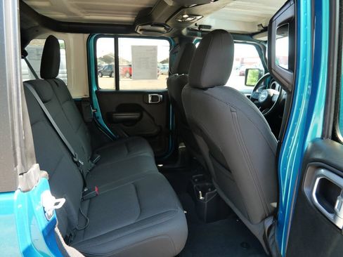 Used 2020 Jeep Wrangler Unlimited Sport AWD/4WD image 12