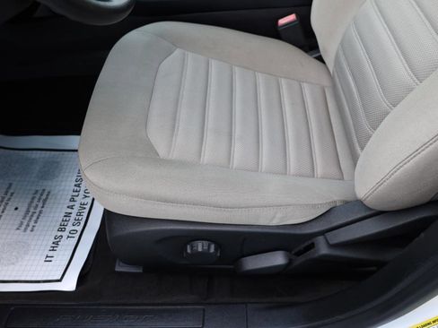 Used 2019 Ford Fusion S FWD image 7