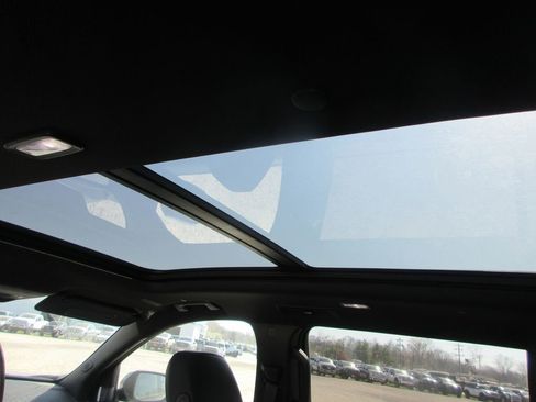 New 2026 GMC Acadia Elevation image 14