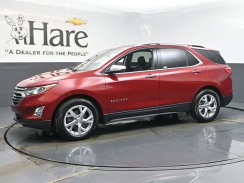 Used 2020 Chevrolet Equinox Premier image 31