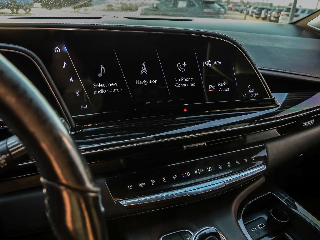 Used 2021 Cadillac Escalade Sport w/ Driver Assist Tech Package AWD/4WD image 38