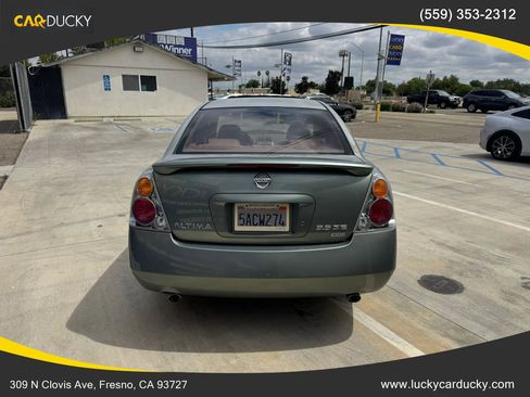 Used 2003 Nissan Altima 3.5 SE FWD image 4