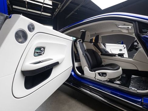 Used 2024 Rolls-Royce Spectre w/ Spectre Launch Package AWD/4WD image 41