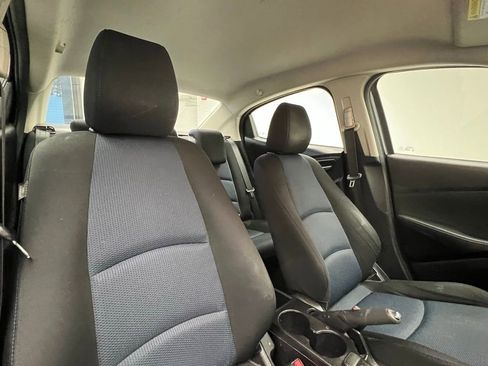 Used 2017 Toyota Yaris iA image 7