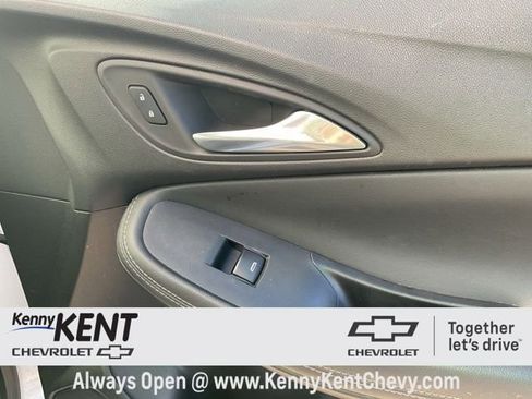 Used 2021 Buick Encore GX Select w/ Sport Touring Package image 15