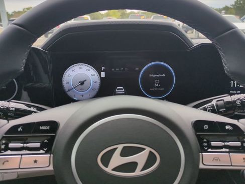 New 2026 Hyundai Elantra Limited FWD image 32