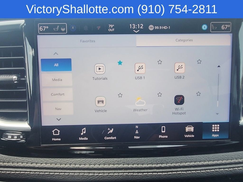 Used 2025 Chrysler Pacifica Limited FWD image 48