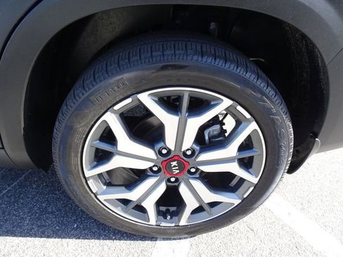 Used 2021 Kia Seltos S image 35