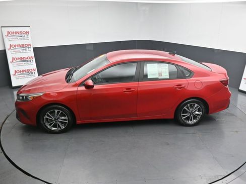 Used 2023 Kia Forte LXS image 28