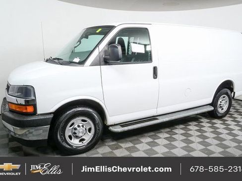 Used 2018 Chevrolet Express 2500 Work Van w/ Driver Convenience Package image 22