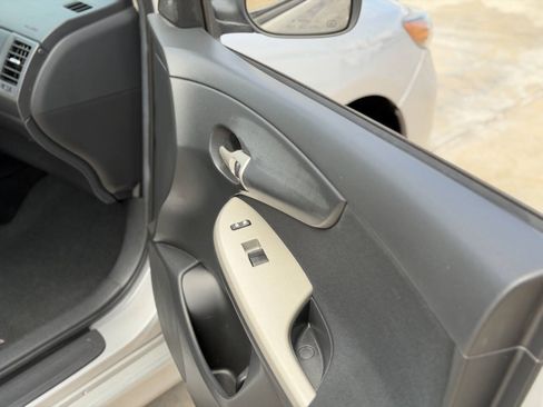 Used 2012 Toyota Corolla S FWD image 15