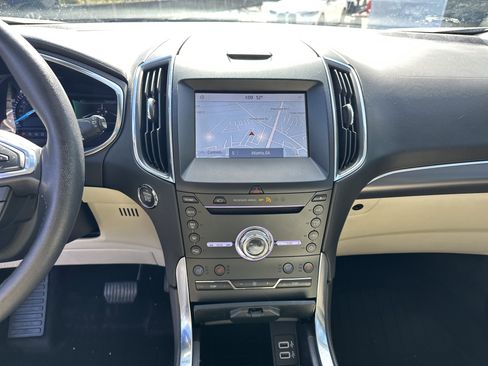 Used 2019 Ford Edge Titanium w/ Equipment Group 301A image 30