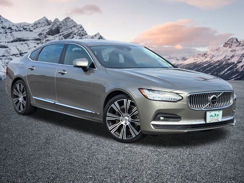 Used 2021 Volvo S90 T6 Inscription image 15