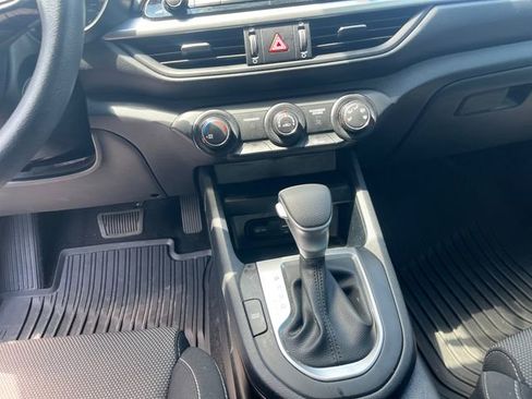 Used 2024 Kia Forte LXS w/ LXS Technology Package FWD image 11