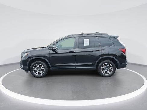 Used 2023 Honda Passport TrailSport image 6